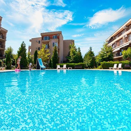 Nessebar And Holiday Fort Apartments Slântsjev Brjag Eksteriør bilde